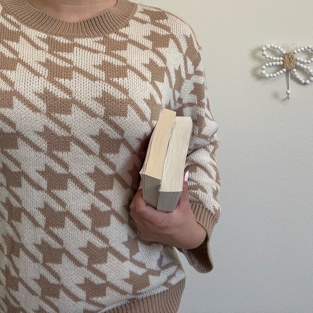 Princess Polly Tan and Cream Houndstooth Sweater